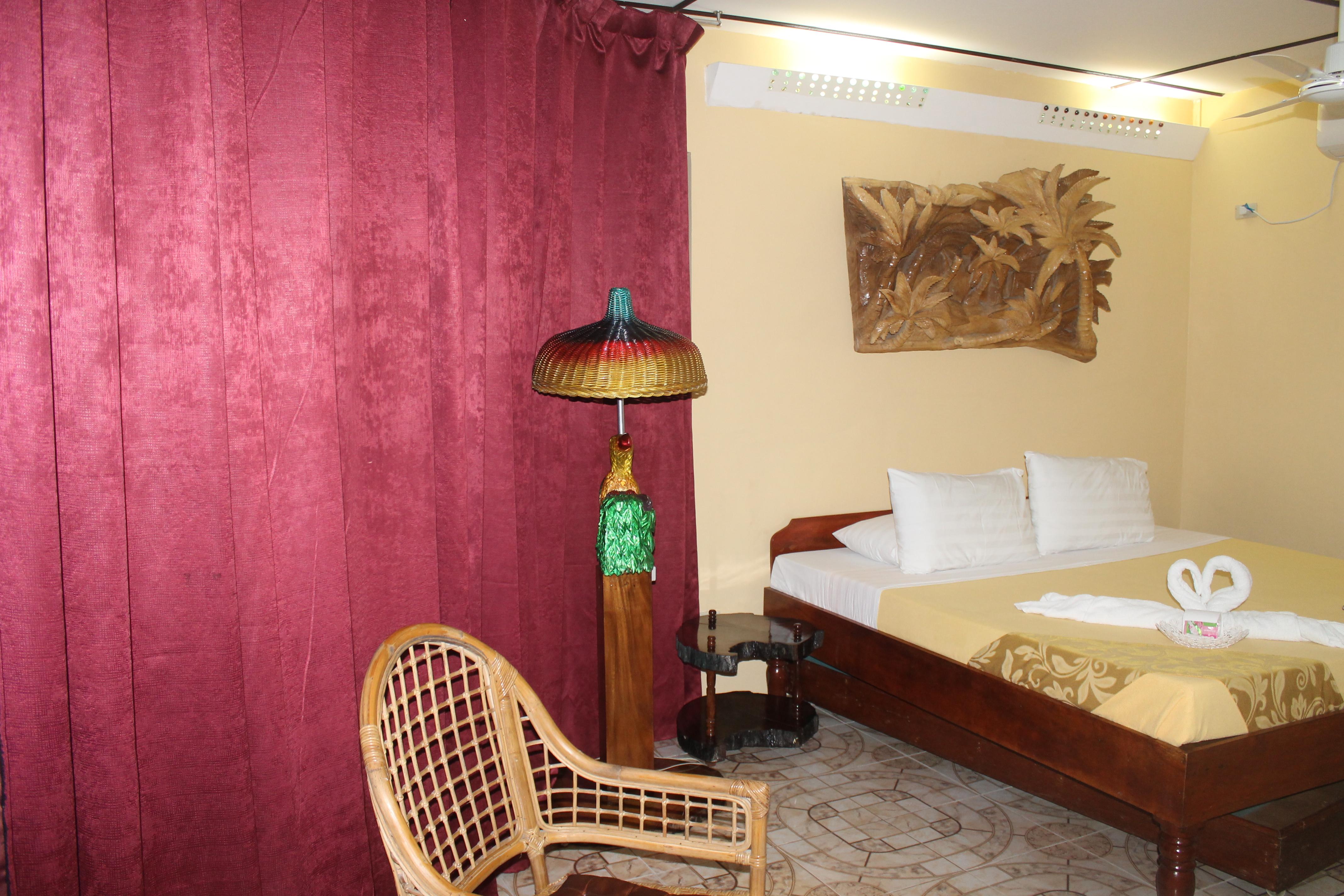 Deep Forest Garden Hotel Puerto Princesa Exterior foto