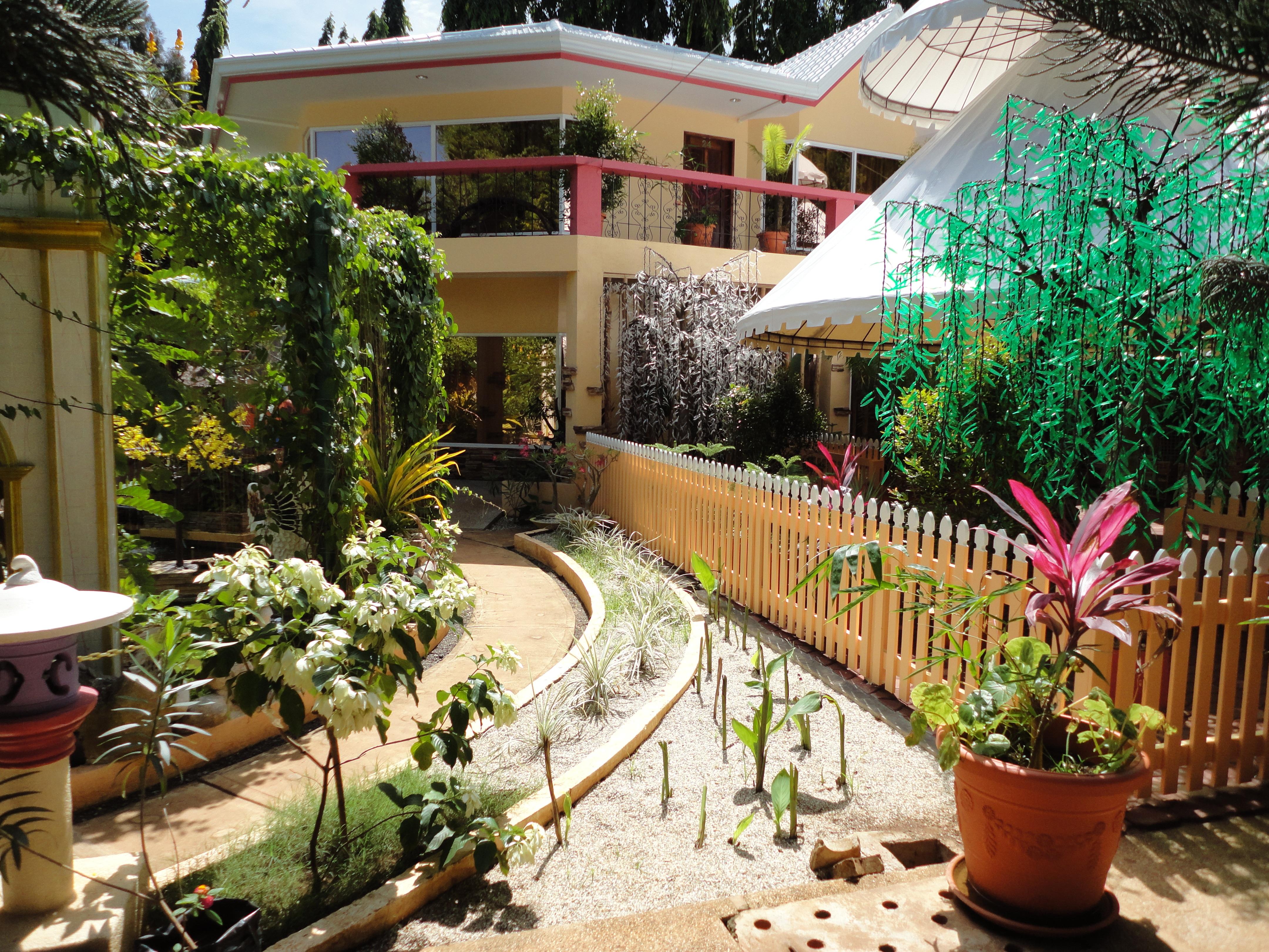 Deep Forest Garden Hotel Puerto Princesa Exterior foto
