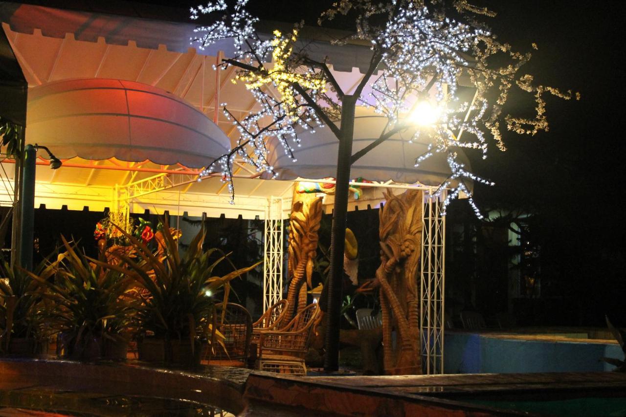 Deep Forest Garden Hotel Puerto Princesa Exterior foto
